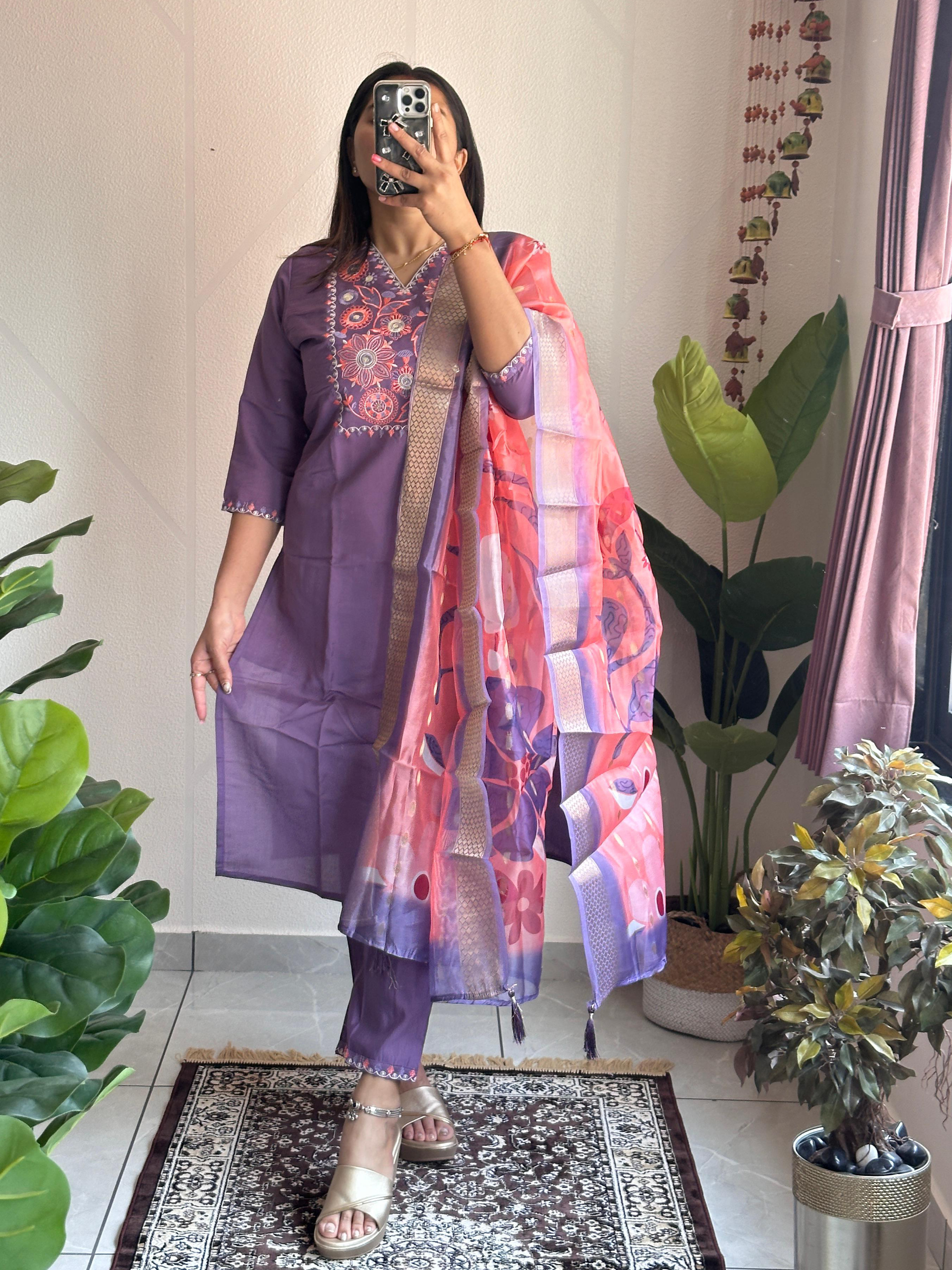 Light Violet Color Heavy Roman Silk Embroidery Kurta Set With Pant & Organza Jacquard Dupatta Digital Print