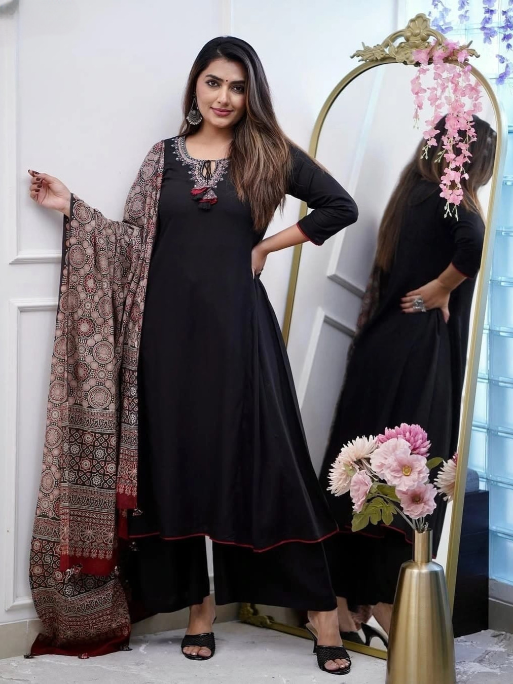 Black Color Heavy Viscose Kurta Set With Bottom & Chanderi Printed Dupatta