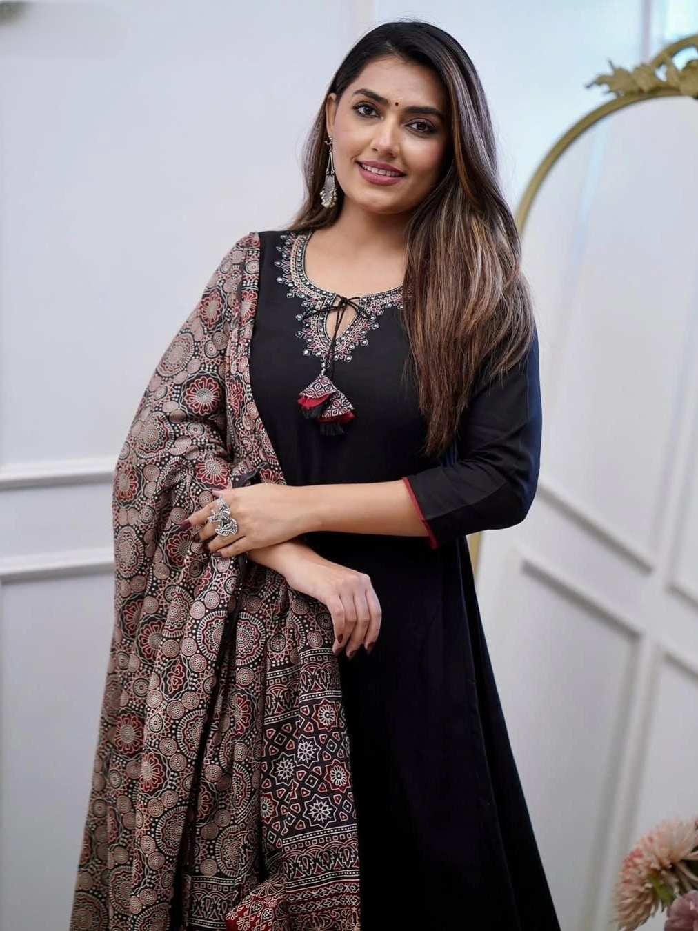 Black Color Heavy Viscose Kurta Set With Bottom & Chanderi Printed Dupatta