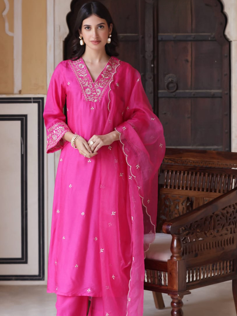 Rani Color Heavy Viscose Chanderi Top With Bottom & Organza Dupatta