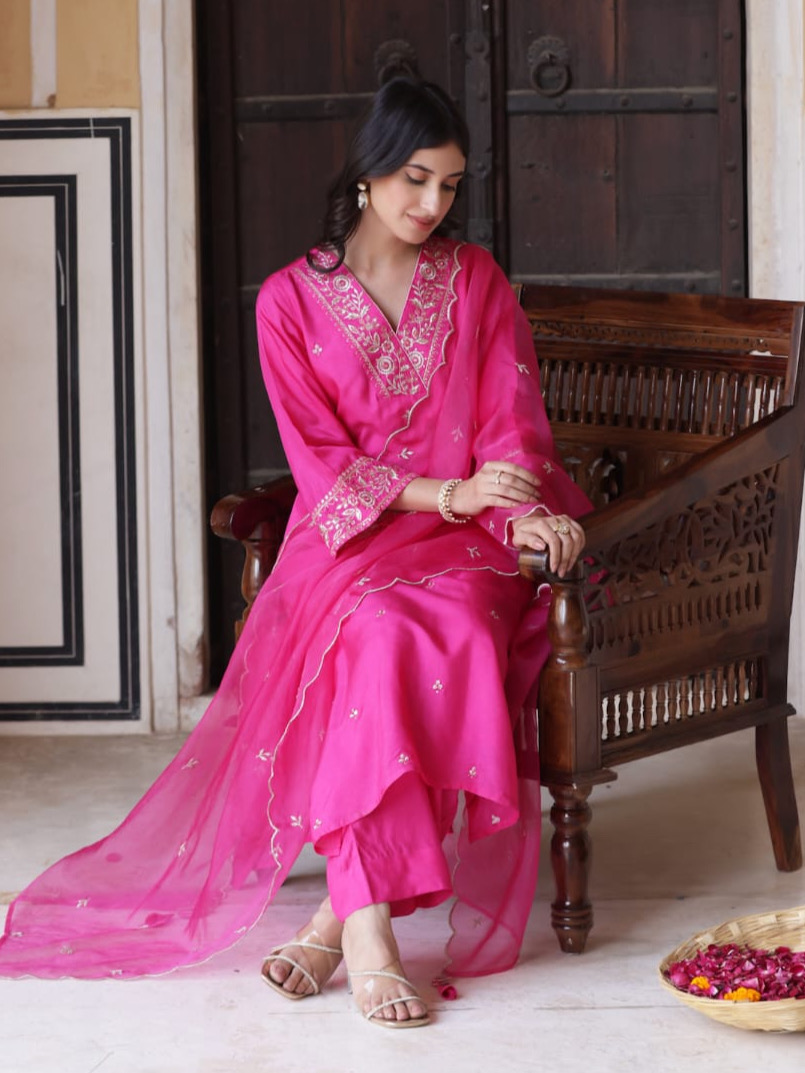 Rani Color Heavy Viscose Chanderi Top With Bottom & Organza Dupatta