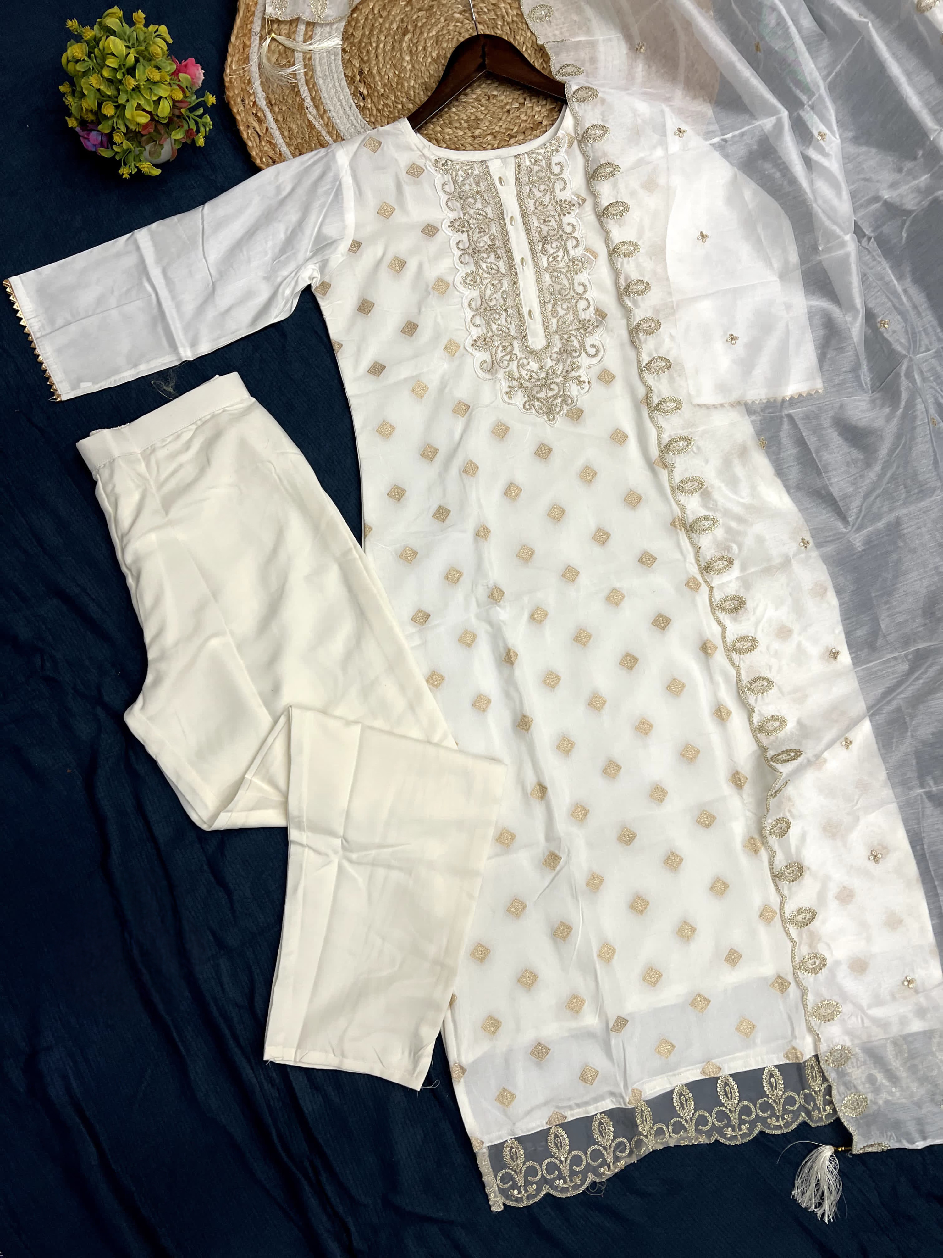 Beautiful Off-White Color Heavy Viscose Jacquard Embroidered Kurta Set With Reyon Bottom & Chanderi Dupatta