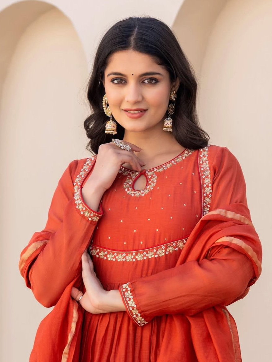 Orange Color Heavy Viscose Silk Embroidered Kurta Set With Bottom & Silk Dupatta