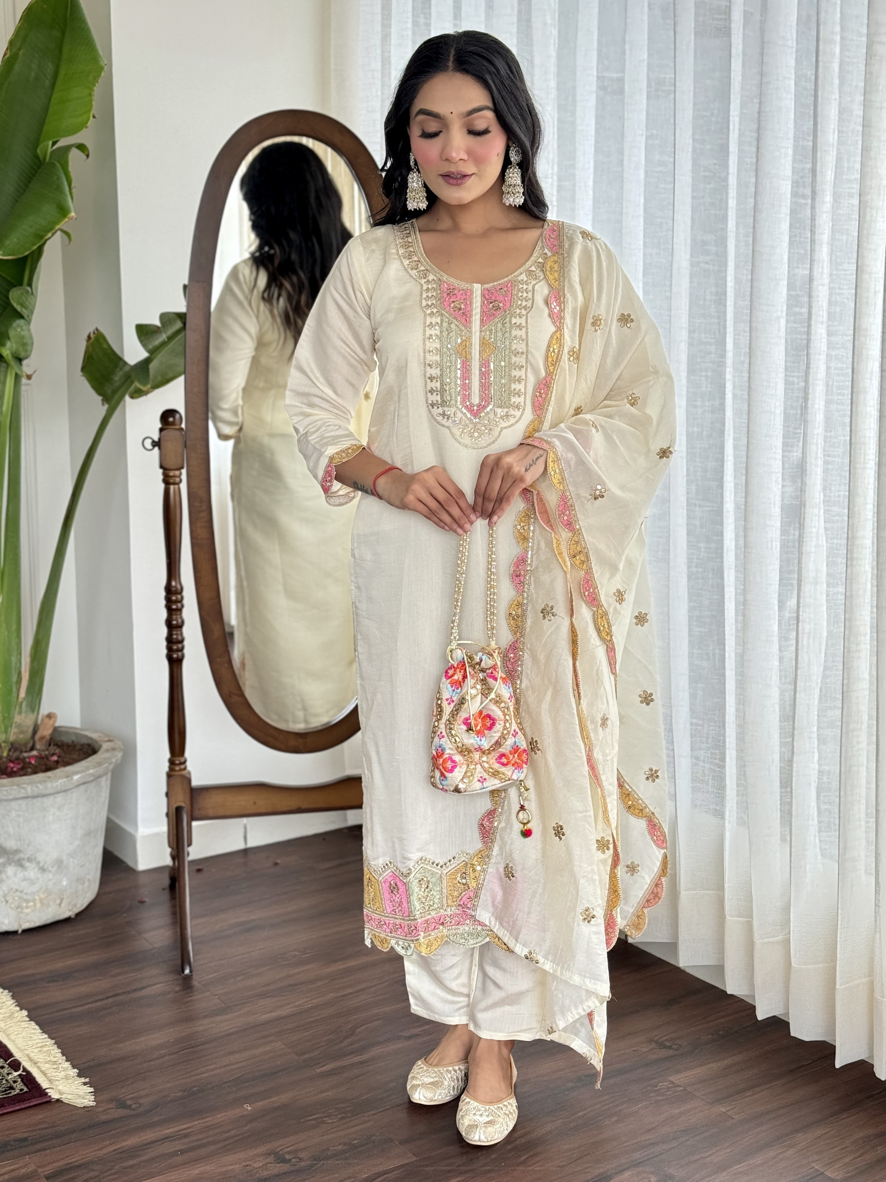 OffWhite Color Heavy Viscose Chanderi Kurta Set With Pant & Organza Silk Dupatta